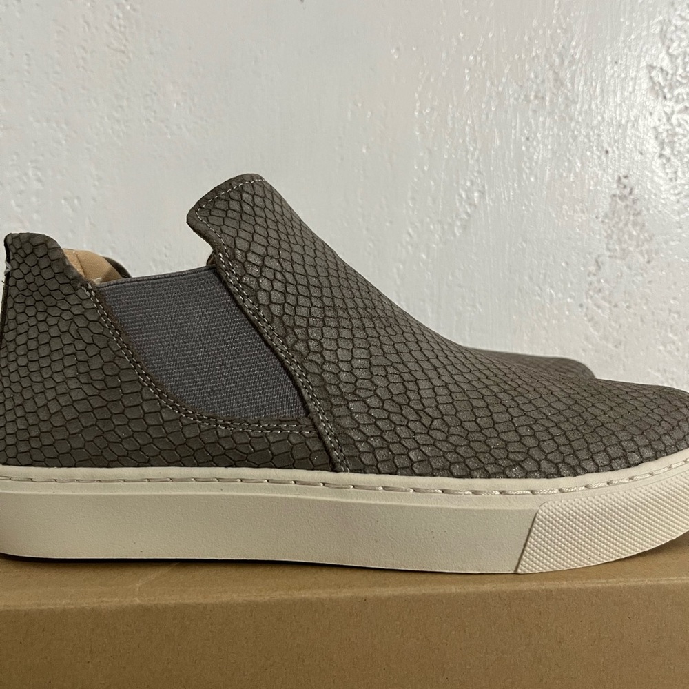Dr. Scholl’s Awake Slip-On Sneakers